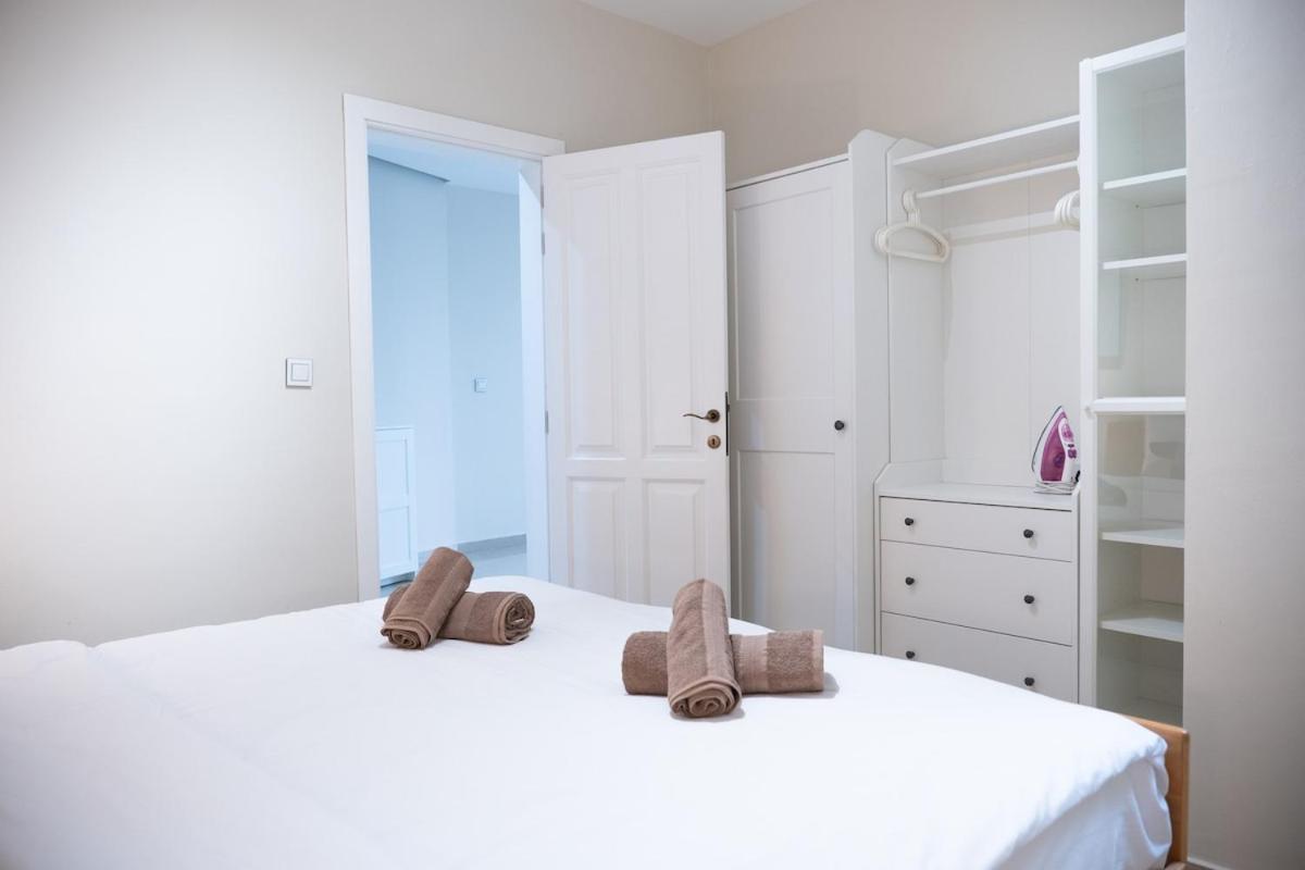 Golden Harbour - 2 Bedrooms, 2 Bathrooms Apartman